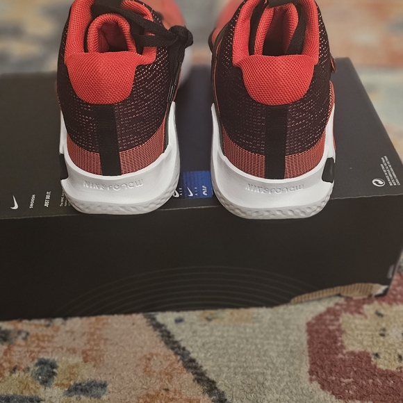 New Nike kd Trey 5 x men ball sneakers Size  15 Top - Picture 4 of 6